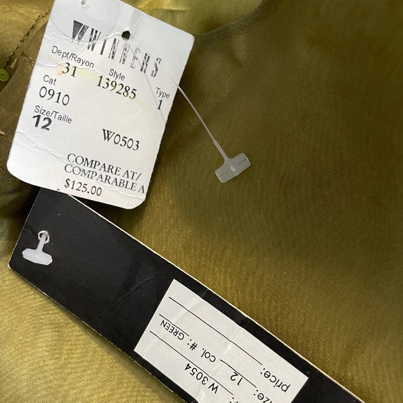 NWT green lined dress with intricate designs and beading, size 12. - Picture 4 of 6